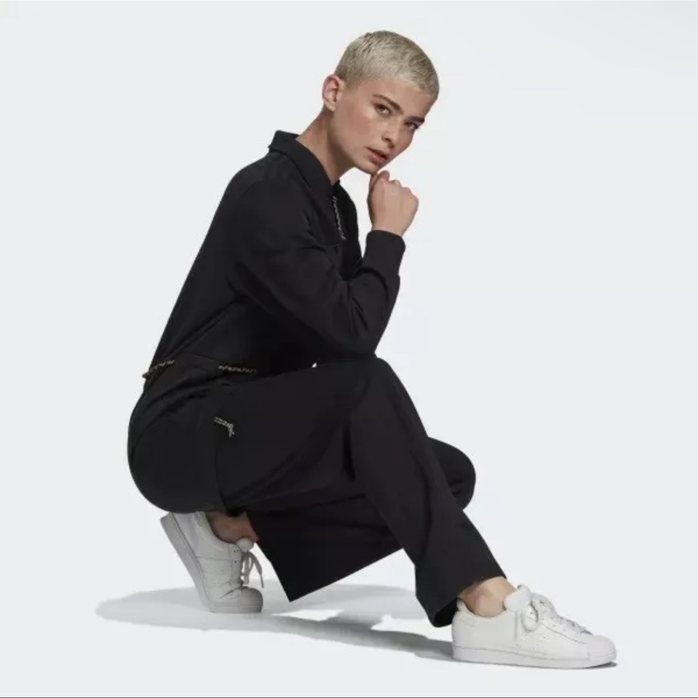 Adidas Originals Women's R.Y.V. Romper
Jumpsuit Black Gold - Picture 6 of 9